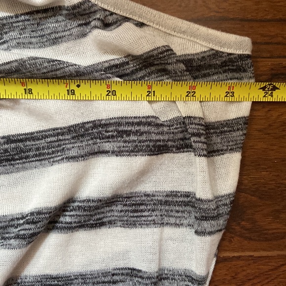 Unique striped tank top in size S - Picture 5 of 10